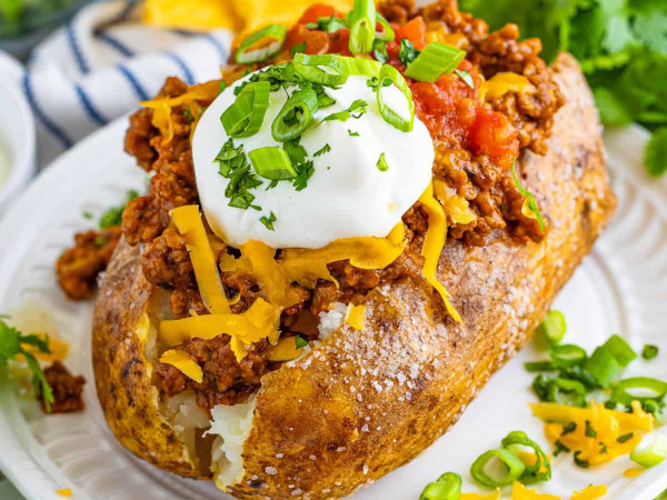 Baked Potatoes with Taco Filling