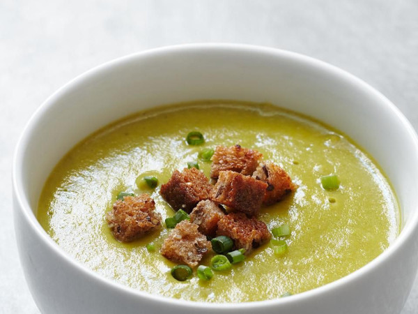 Hot and Spicy Potato Asparagus Soup