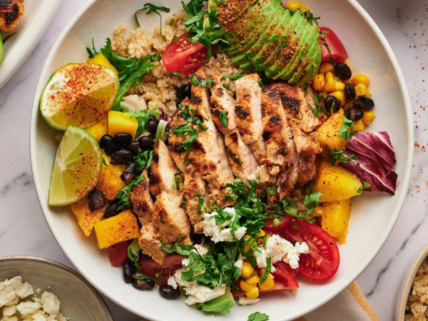 Chicken and Vegetable Quinoa Bowls