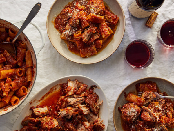 Instant Pot Chicken Thighs and Tomatillos Recipe