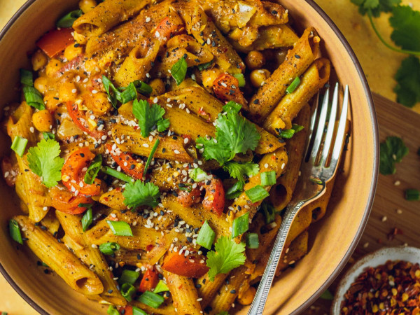Coconut Curry Pasta and Veggies Made in One Pot