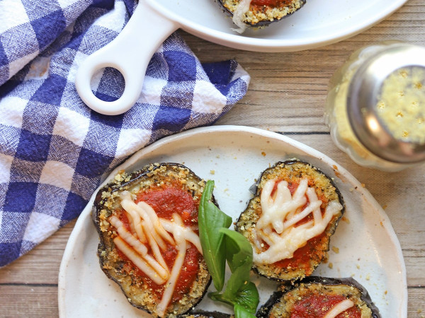 Air Fryer Mini Eggplant Parmesan Pizzas