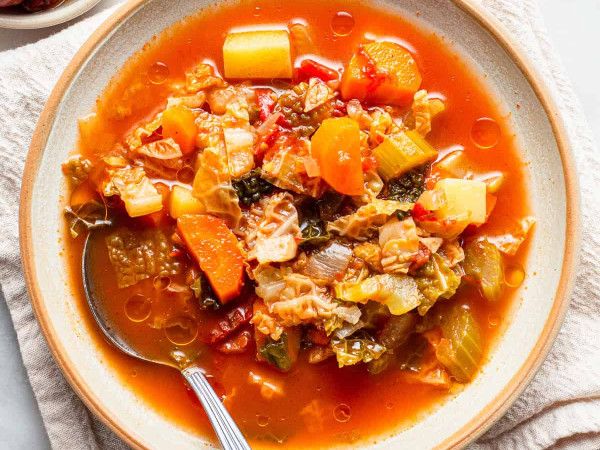 Fiery Tomato Cabbage Stew