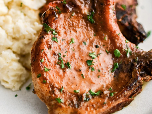 Pork Chops Cooked in the Oven