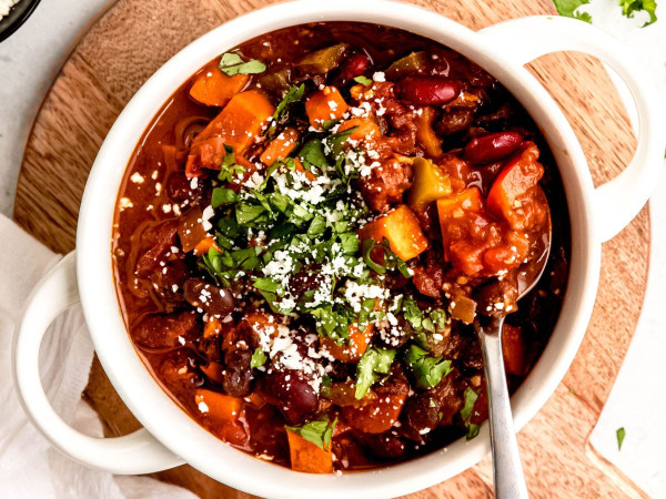 Slow-Cooked Vegan Chili with Sweet Potatoes