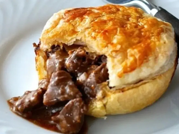 Colonial-Inspired Beef Pie