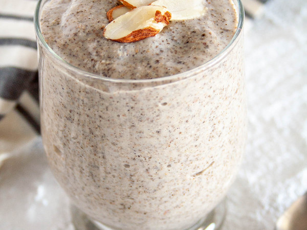 Almond and Chia Seed Breakfast Treats