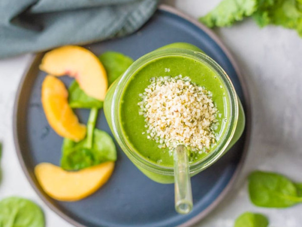 The Green Monster Smoothie with Spinach