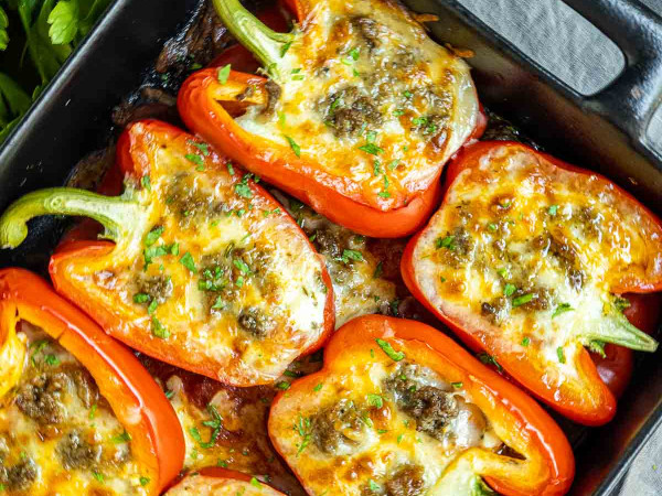Lasagna-Stuffed Bell Peppers