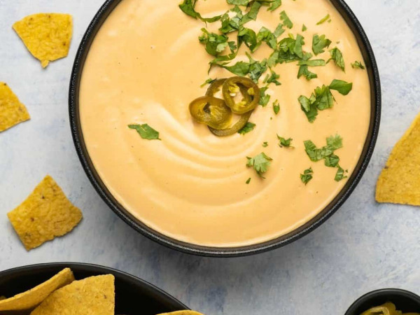 Plant-Based Cheese Dip