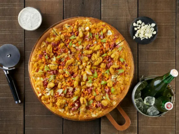 Bacon-Loaded Buffalo Chicken Pizza