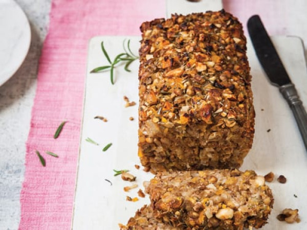 French Loaf with Rosemary and Apricot