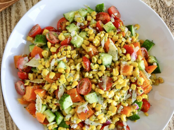 Corn Salad with Tomato, Basil, and Apple Cider Dressing