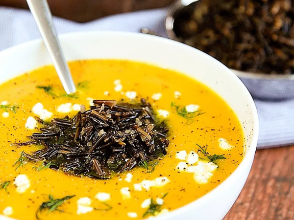 Refreshing Yellow Squash Soup with Dill