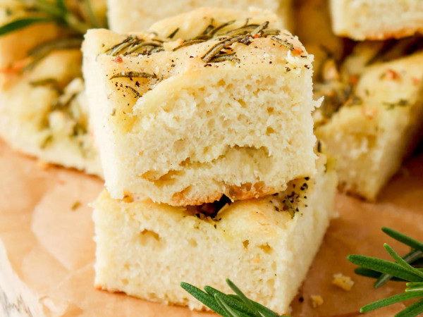 Quick Rosemary Focaccia Bread