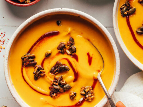 Instant Pot® Carrot Soup with a Kick for Vegans