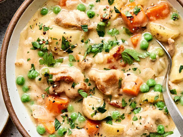 Hearty Slow Cooked Chicken Stew