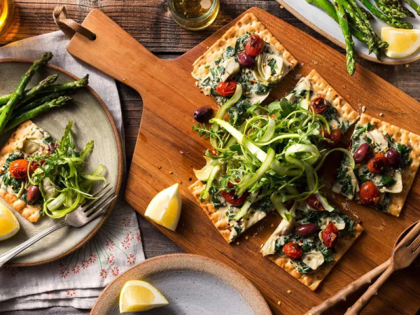Spinach, Artichoke, and Asparagus Bake