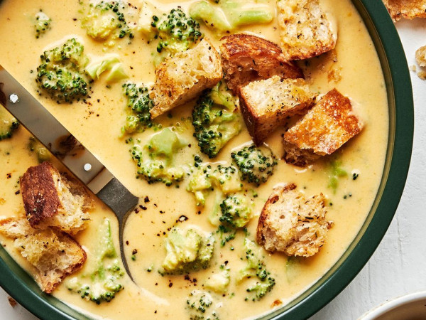 Broccoli Soup with a Golden Cheese Topping