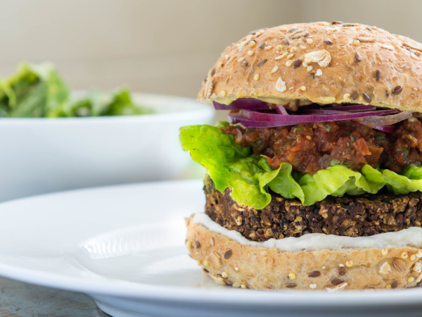 Veggie Burgers with Black Beans and Quinoa