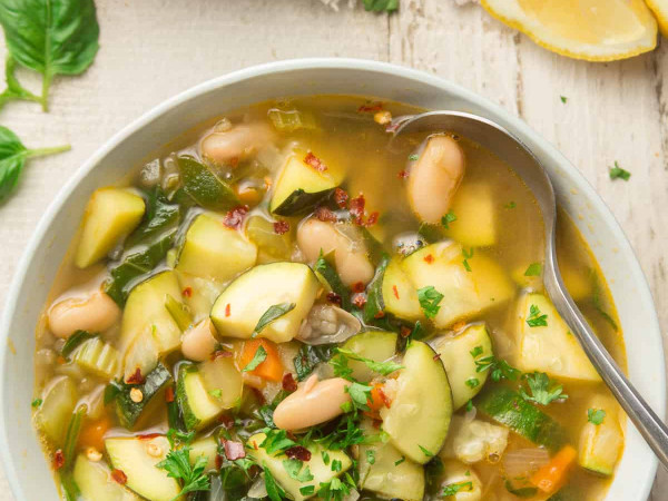 Super Speedy Zucchini Soup