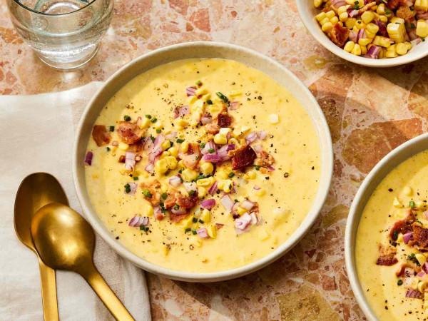 Slow Cooker Corn and Potato Chowder