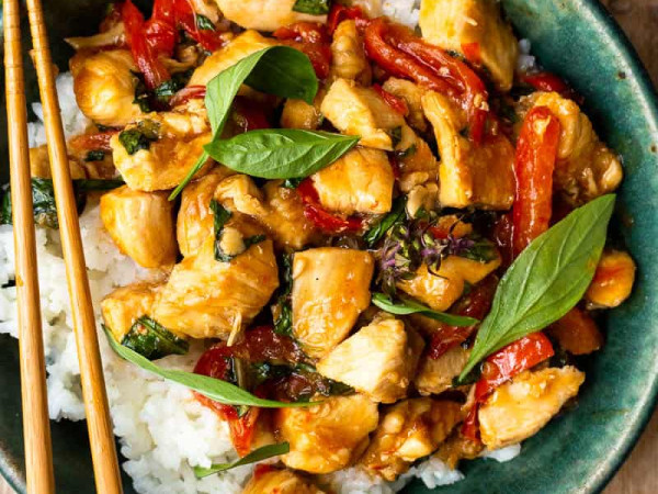 Spicy Chicken with Thai Basil