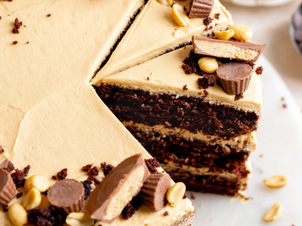 Peanut Butter and Chocolate Tiered Cake