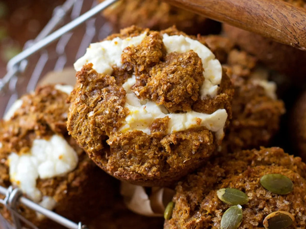 Whole Wheat Pumpkin Muffins Featuring Oat Bran and Flaxseed