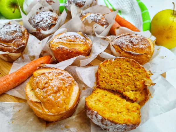 Chia Seed Muffins with Apple and Carrot