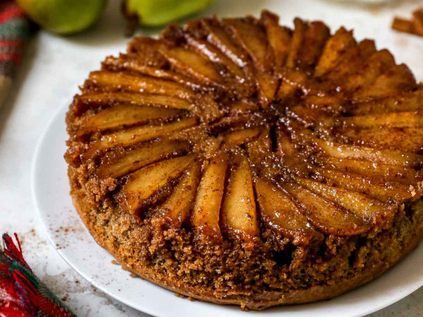 Upside-Down Graham Cake with Pears