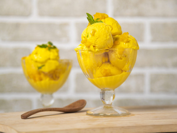 Mango Ice Cream from the Captain