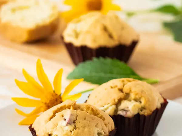 Vegan Muffins with Rhubarb and Bran